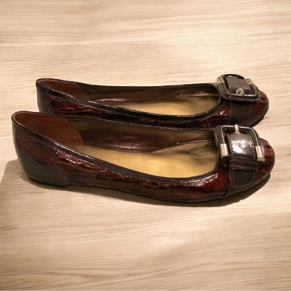 ANTONIO MELANI Brown and Burgundy Leather Buckle Flats